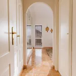 Roque-house Holiday home *